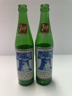 Vintage 1976 7UP Bicentennial Liberty Bell Commemorative Bottles 16 Oz Lot of 2